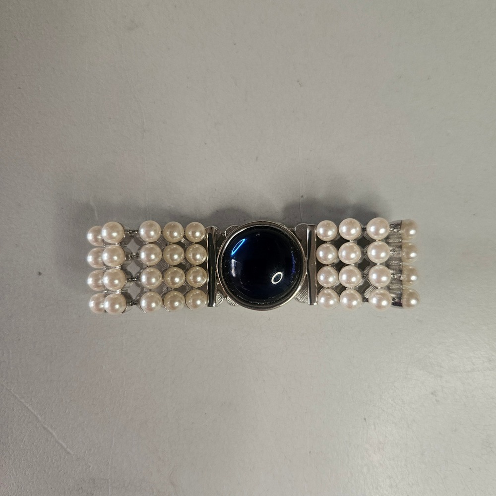 Vintage Art Deco 89 Faux Pearl Cabochon Bracelet Silver‎ Tone Navy Blue B209